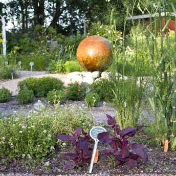 6297d793215acd307adf7d42146371ab