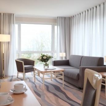 Haupthaus Junior Suite zur Seeseite c