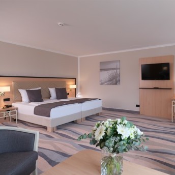 Haupthaus Junior Suite zur Seeseite a